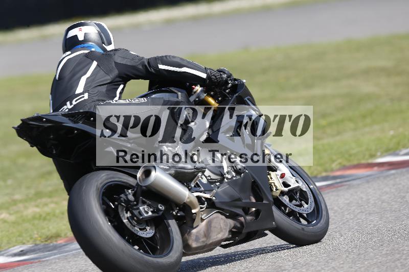 /45 10.08.2025 Plüss Moto Sport ADR/Einsteiger/60